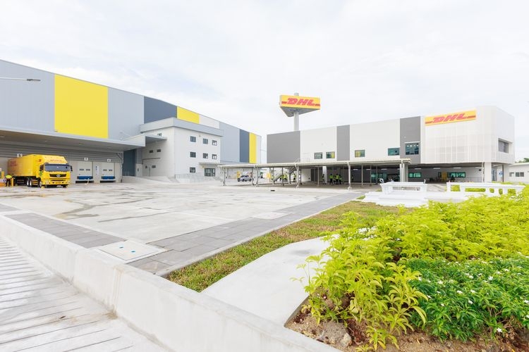 DHL’s bold steps toward net-zero by 2050