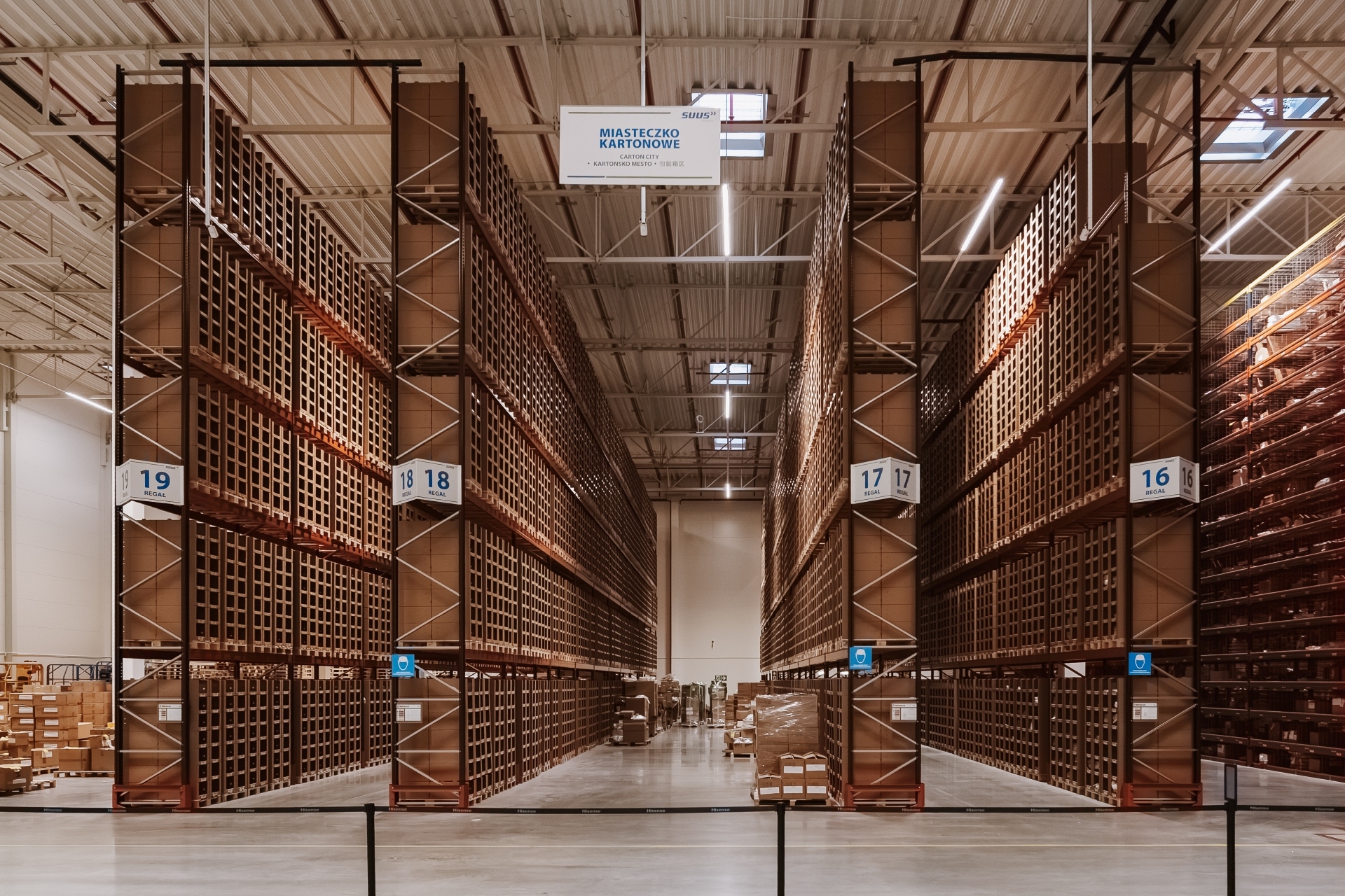 SUUS uruchomił dedykowany magazyn Hisense w Warszawie