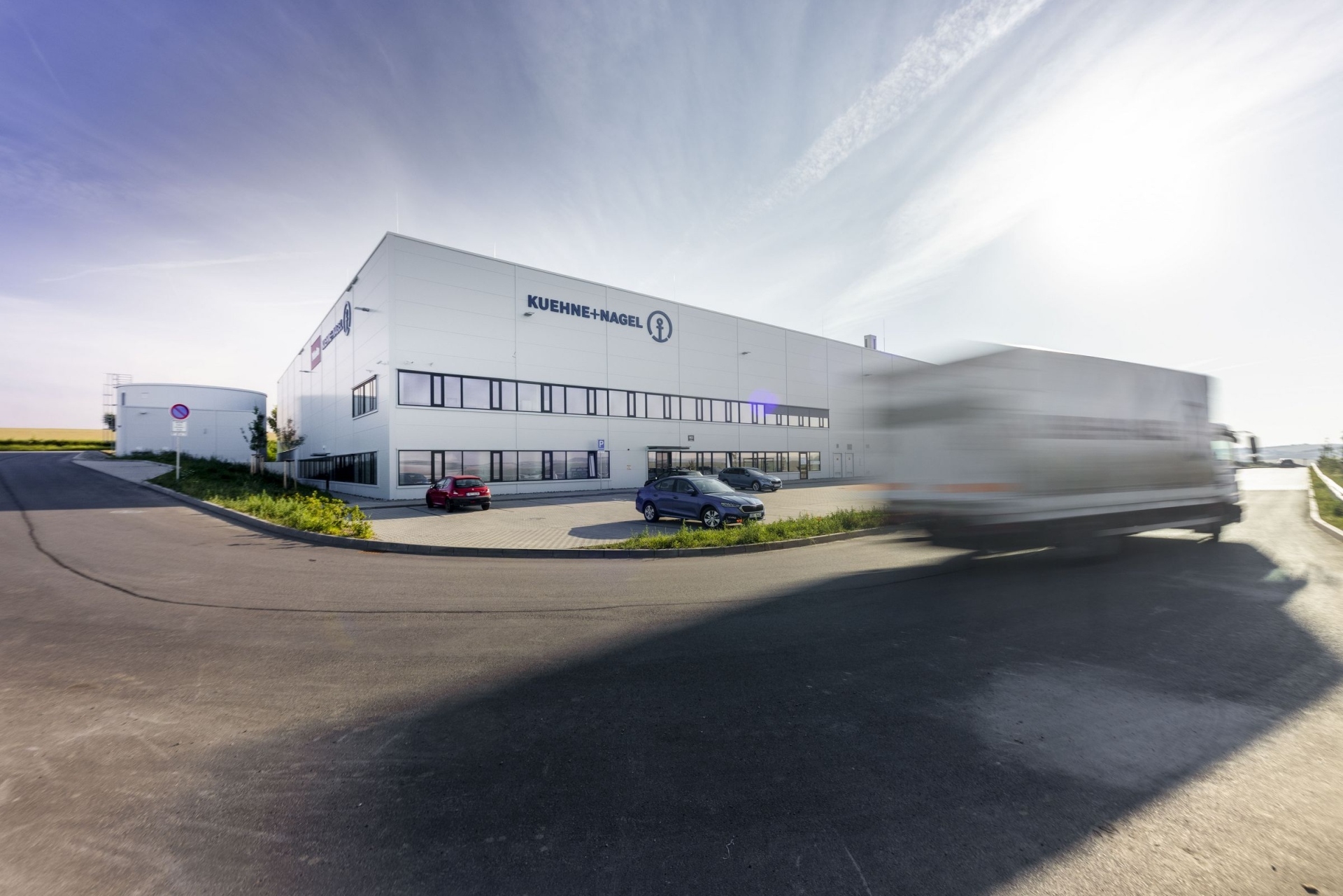 Kuehne+Nagel otwiera nowoczesne centrum dystrybucyjne w CTPark Holubice