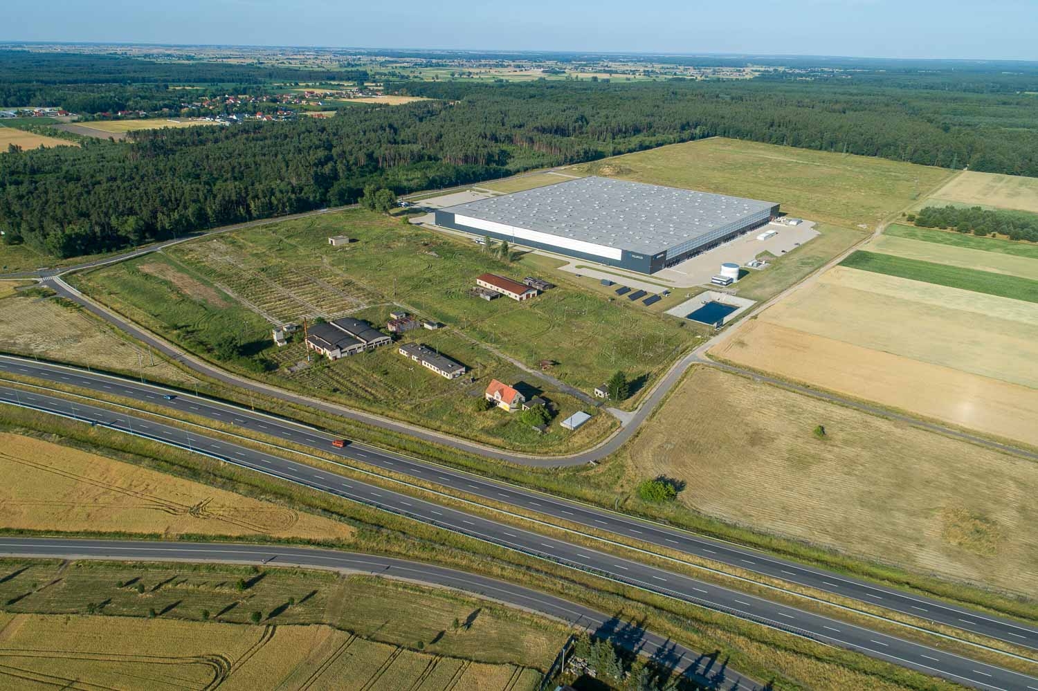 DSV – Global Transport and Logistics w parku Hillwood Rawicz