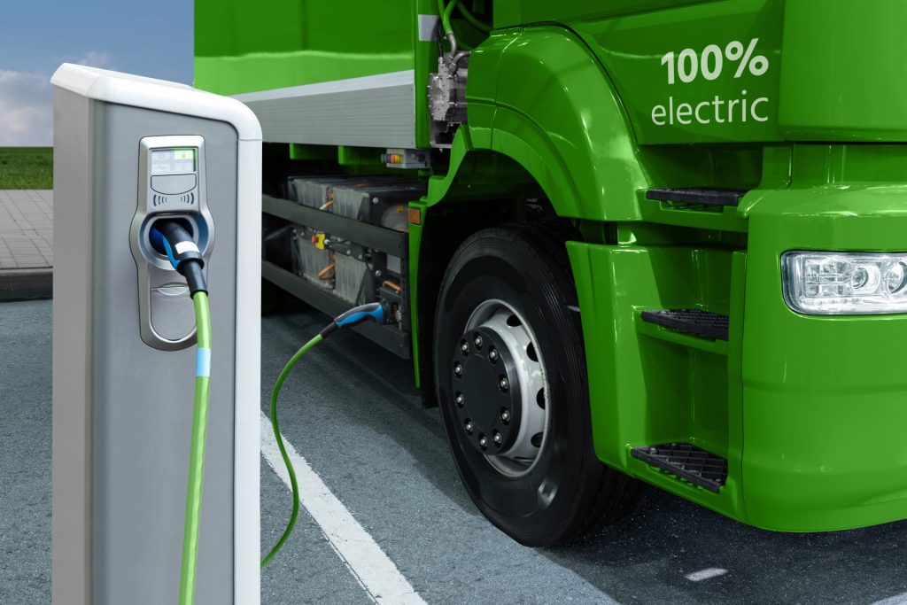 Prąd zaczyna napędzać firmowe floty