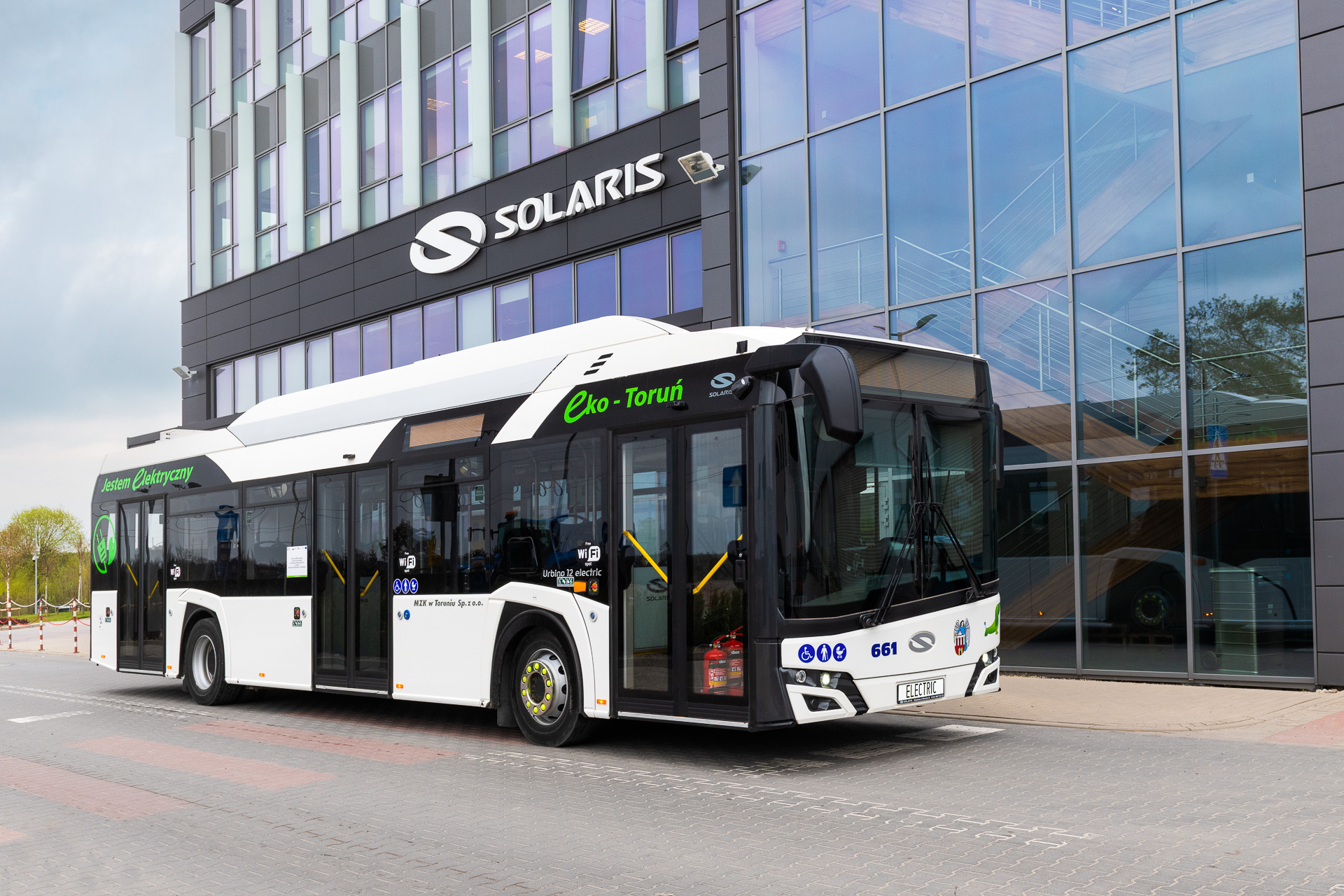 MZK Toruń powiększa flotę o 40 elektrycznych Solarisów