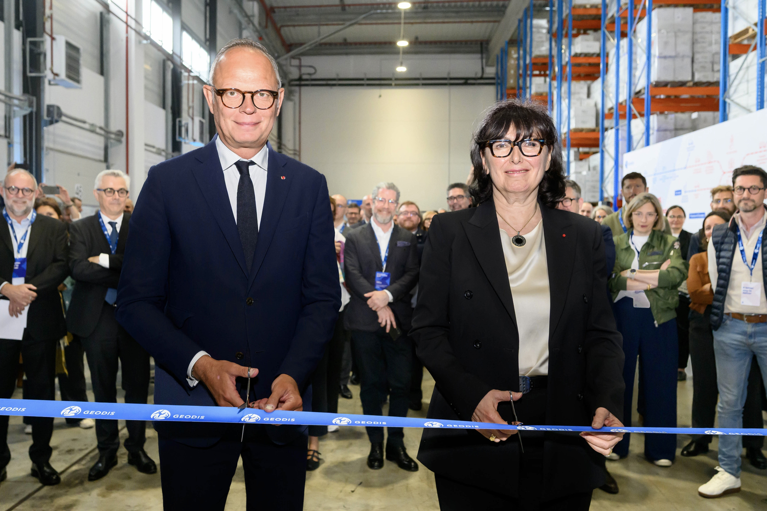 GEODIS uruchamia pierwszy wielousługowy hub portowy we Francji