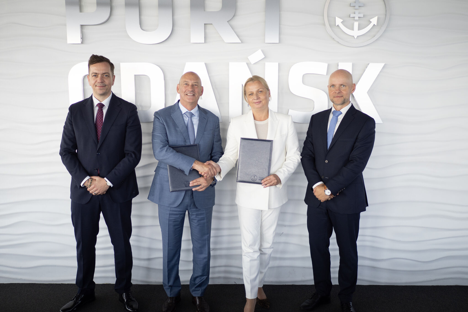 ZMPG podpisuje umowę z Baltic Hub dotyczącą znaczącej rozbudowy infrastruktury kolejowej i terminalowej