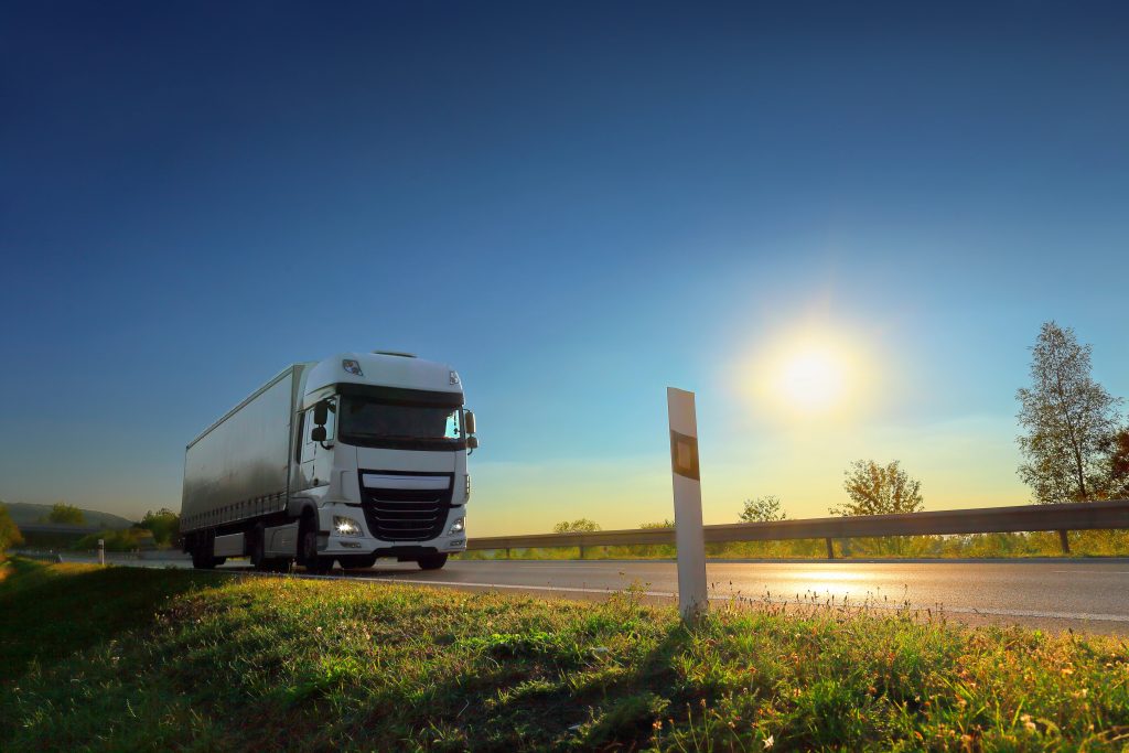 Transport utrzymuje dobrą kondycję, ale coraz ostrożniej patrzy na drugie półrocze
