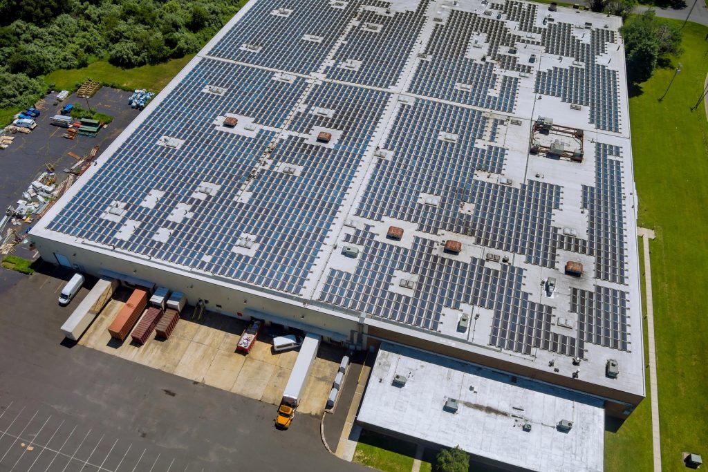 Ponad 7,8 mln zł na rozwój kompetencji w transporcie i energetyce OZE