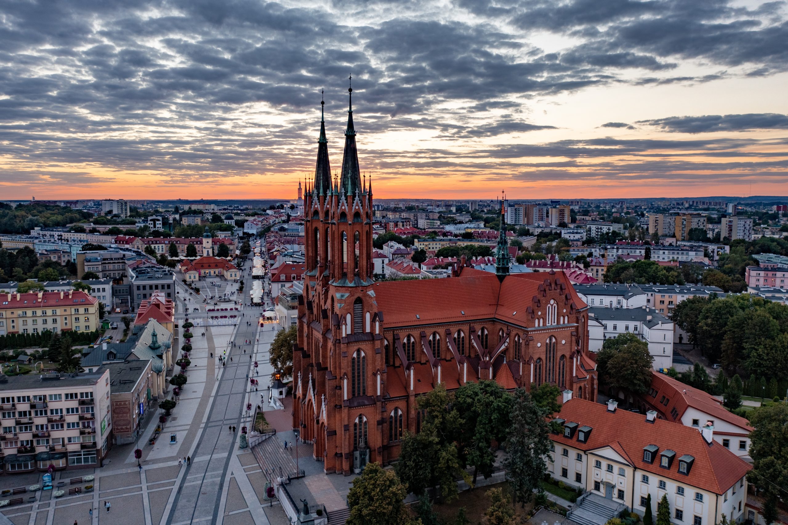 Szczecin, Rzeszów i Białystok na czele rankingu średnich miast dla logistyki i przemysłu
