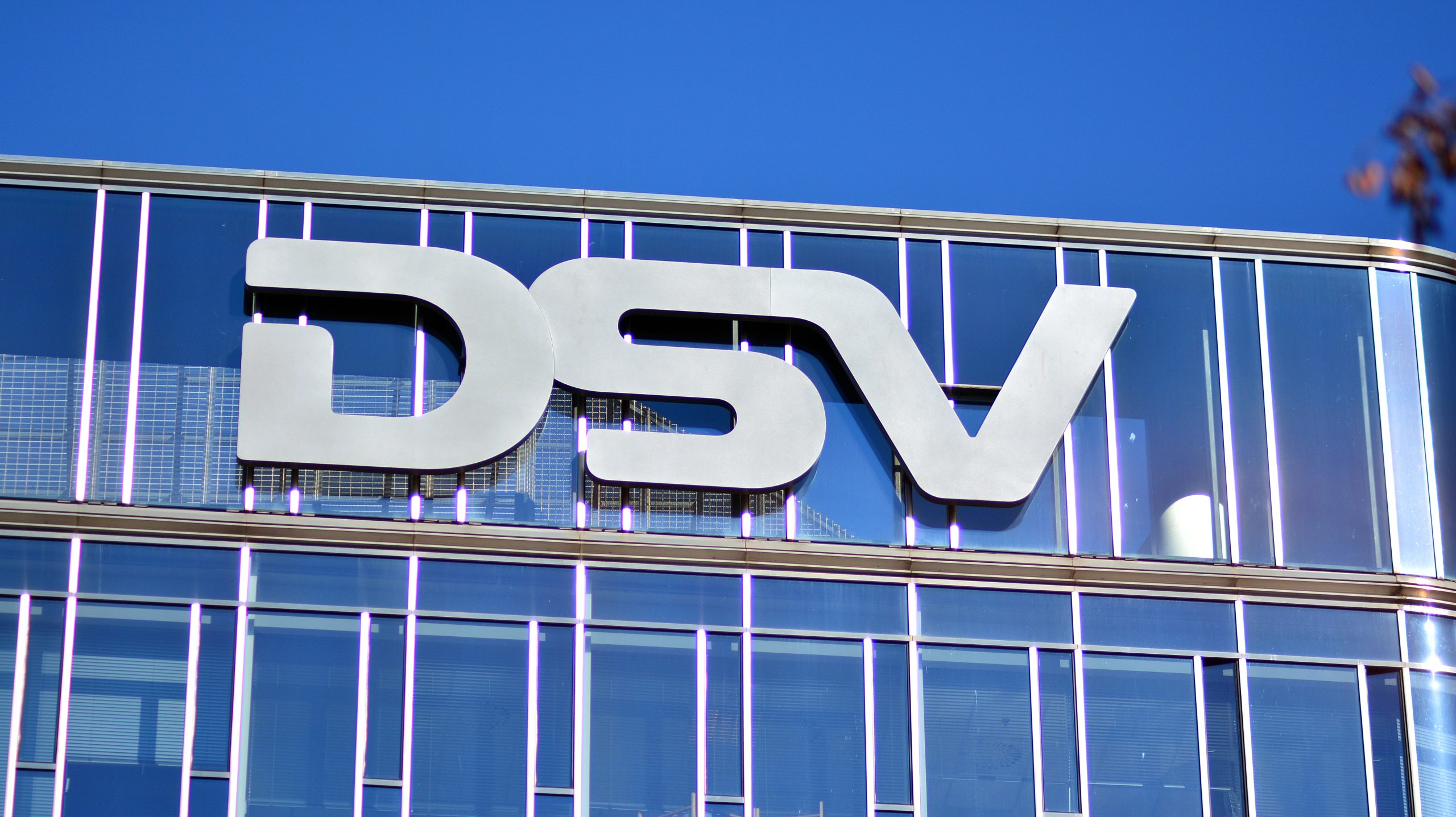 DSV – Global Transport and Logistics zakończyło integrację prawną Schenker w Polsce