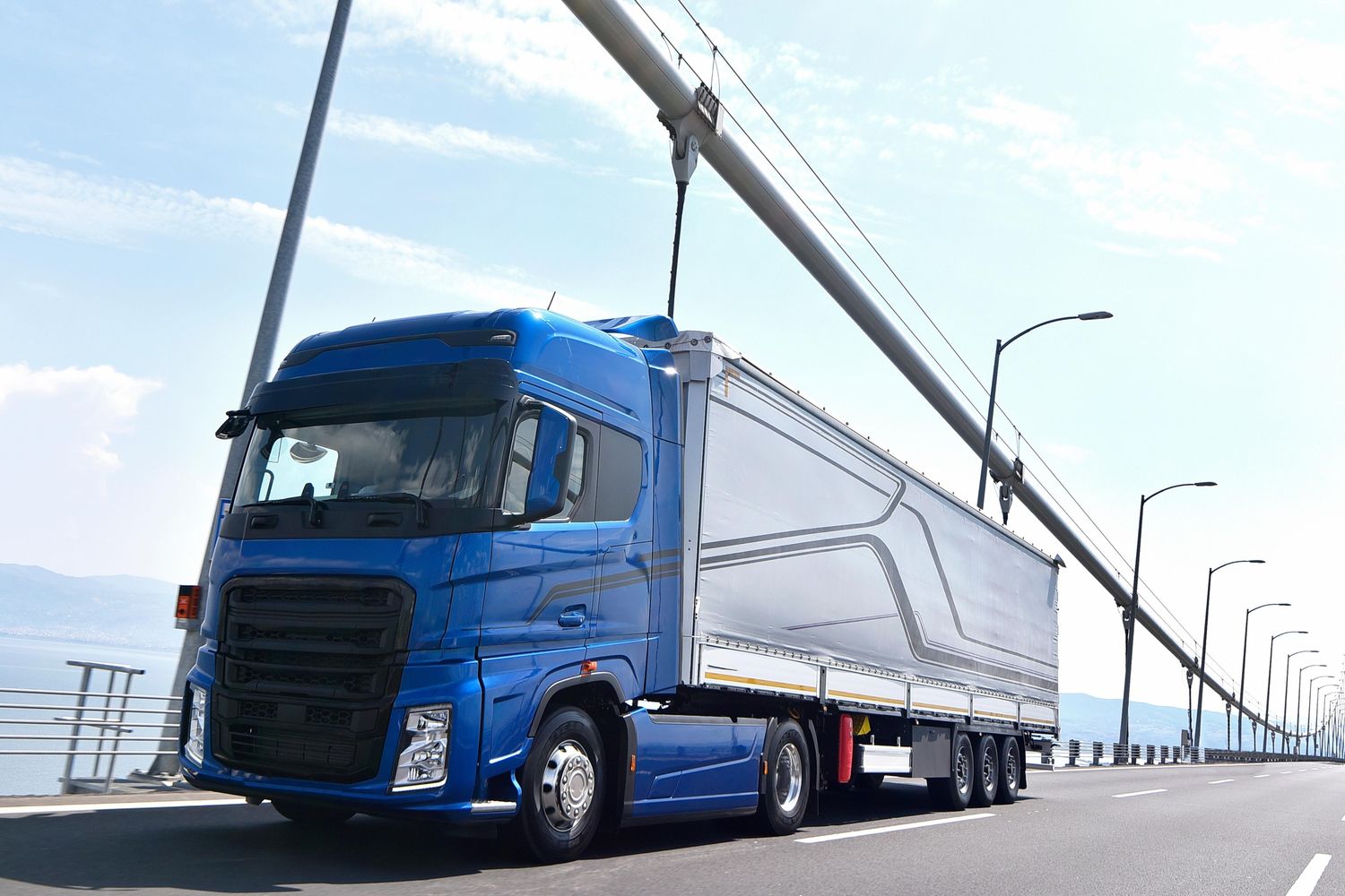 Transport międzynarodowy dla firm – poznaj ofertę J&M Kamińscy