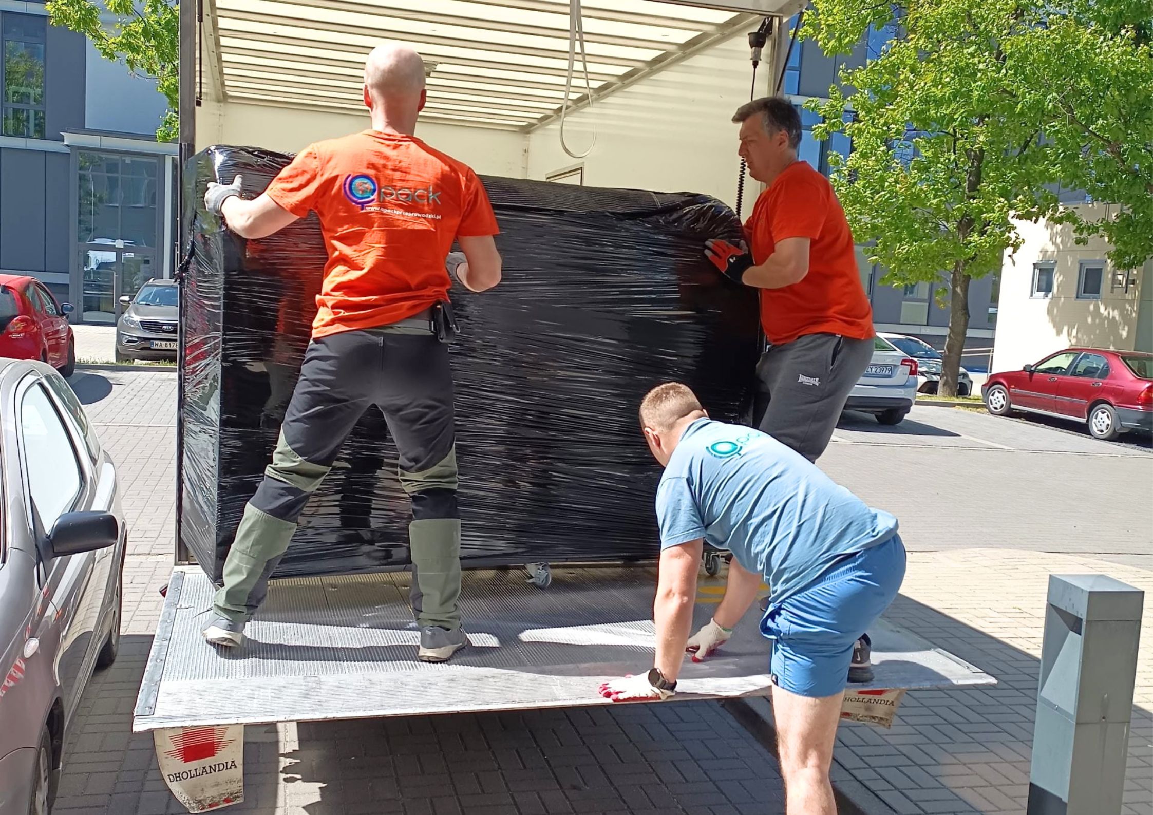 Logistyka przeprowadzki za granicę – transport, w którym każda rzecz ma znaczenie
