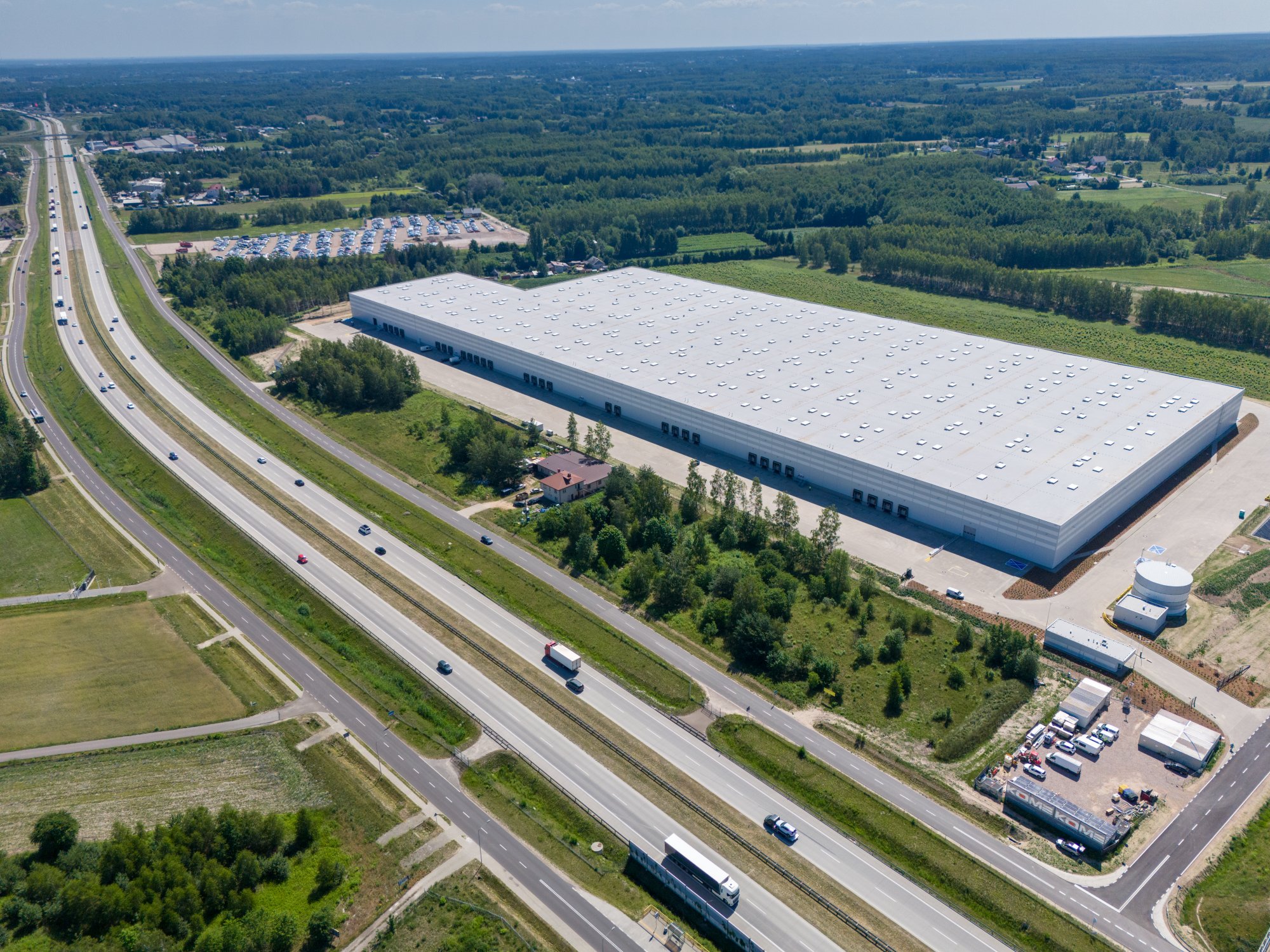 Hillwood Polska sprzedał firmie TOYA centrum logistyczne w Żabiej Woli za 41,6 mln euro